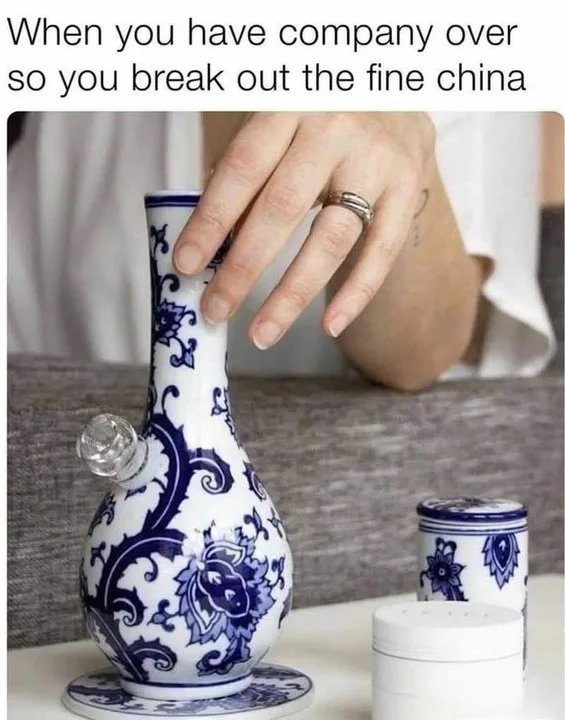 4uE8fpHn7wfEg1R7.jpg