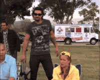 HOKRx0Lju8tIag2G.gif