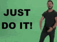 oaYav5feyoHj8d46.gif