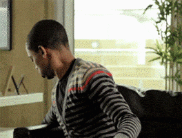 yCzry9A6ueW7hGMQ.gif