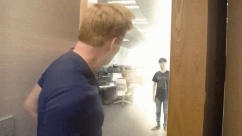 xB8F8AehAIJxPUNw.gif