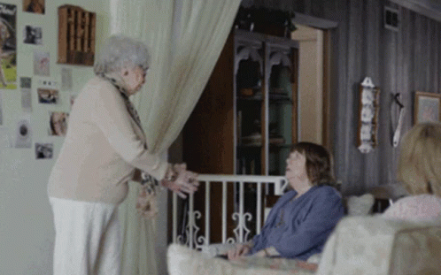 NVI4KzpP9P63tmTM.gif