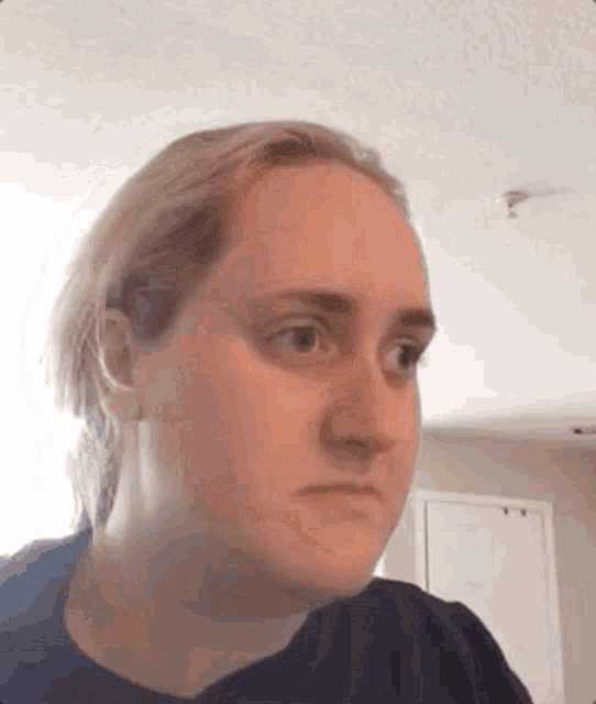 aswE3y6waY8dW2cC.gif