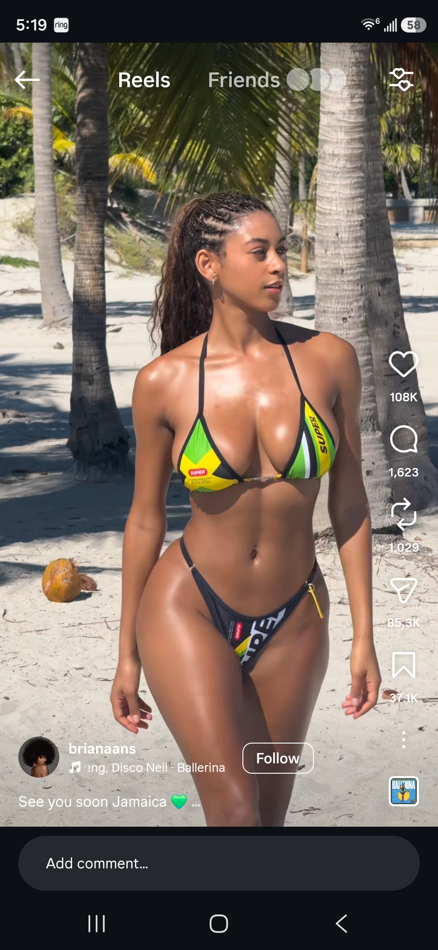 X4CinGeCpK6qn8GQ.jpg