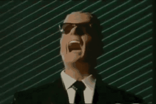 pYtXUHewvErEBHgu.gif
