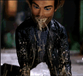 2kgZ9iJ7wXWA4LME.gif