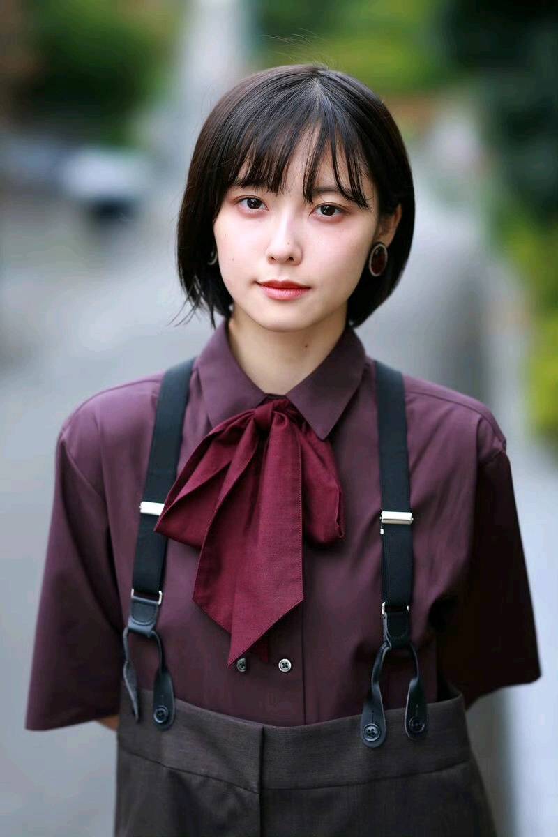 jeSlQkzlpKmi17J2.jpg