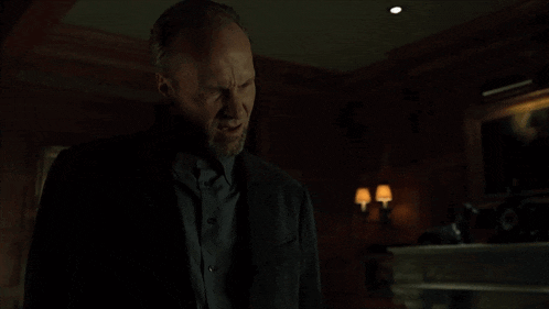 AhtoU8NdK63yPx4V.gif