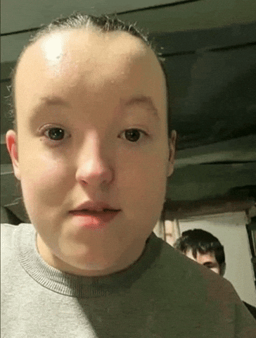 GlVaZTLLcZqXAt1w.gif