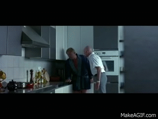 9ZesaVlXpgqi7MV4.gif