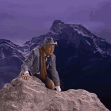 Mq103EUzZn4fKWCz.gif