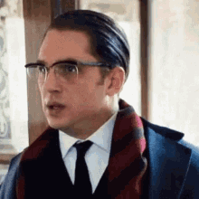 VgItpKS178EnufWO.gif
