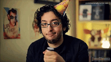 WE68xkCNFYPuXWGU.gif