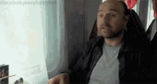 YeC0AuCVSrkGeZ0K.gif