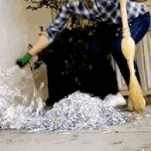 akFn36JJqXJHu0tr.gif