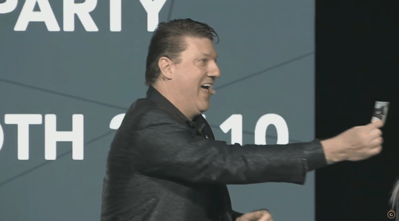 g3LJb7paZTLEv2RX.gif