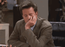 gVef6JnFEiiA8ykY.gif