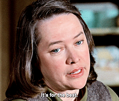 pxt2TXlWvJuUoRMW.gif