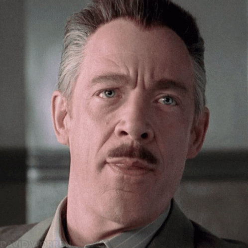 qVwcaCLcKtaB8PnR.gif