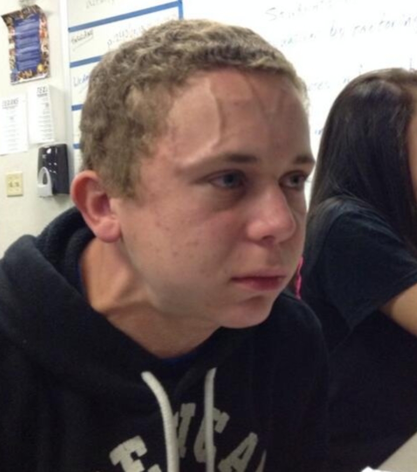sD4ehG9LrSYYgUuL.jpg