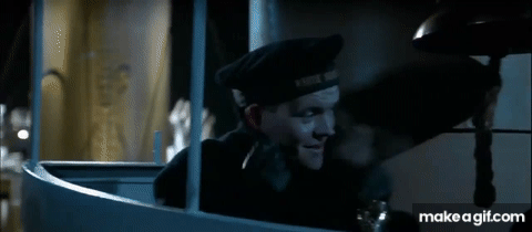 v6qMkEYKZZ4W2eSD.gif