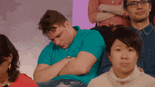 xQef8ND7u2TnjTZe.gif