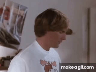 QaJtaqb3C2wEmF9A.gif