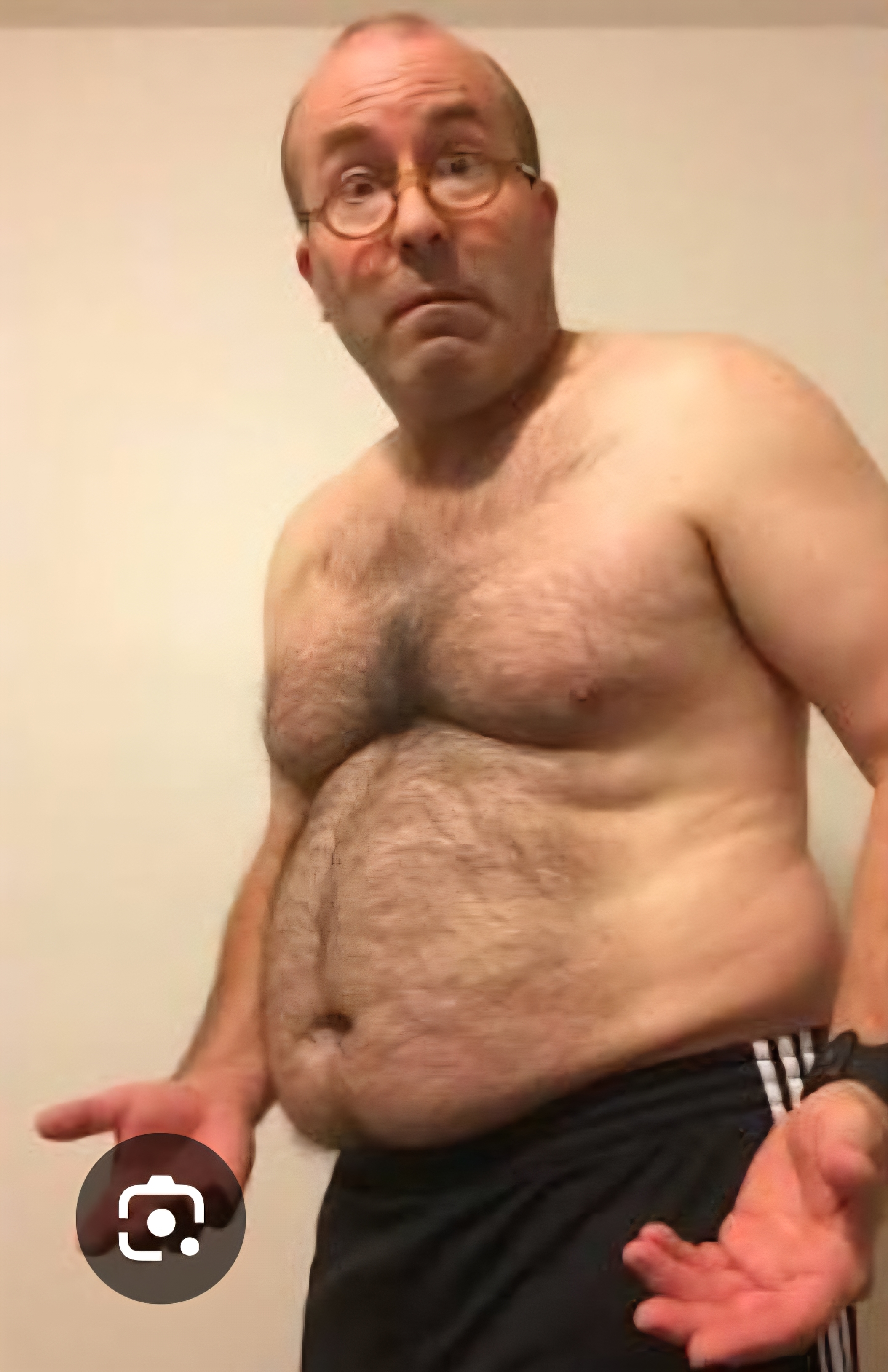 zBgN0xMQpLanPIcZ.jpg