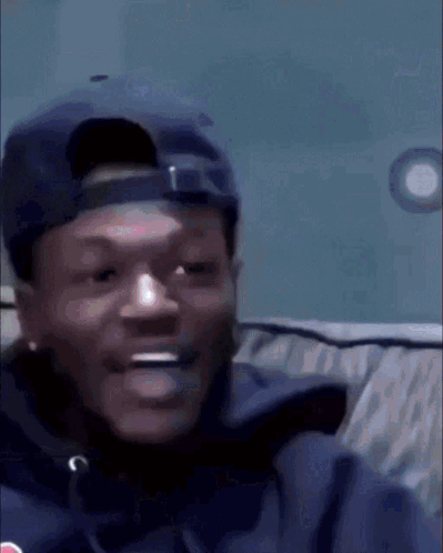 DiOpoMFL5q1K8uNK.gif