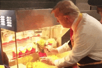 Mz1vMiQcAMfTNsqq.gif