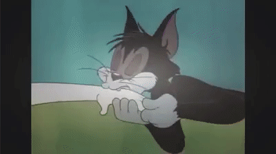 VSHH0GkIqMaqZDYl.gif