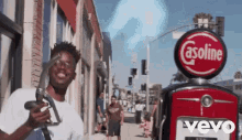 VlV46hsjMR97CJyh.gif