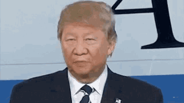 dEiCgpqEQIRhly07.gif