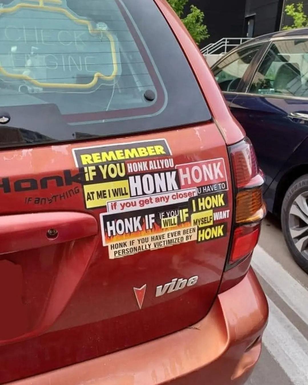 4Hq6MgWCiJnTCviE.jpg