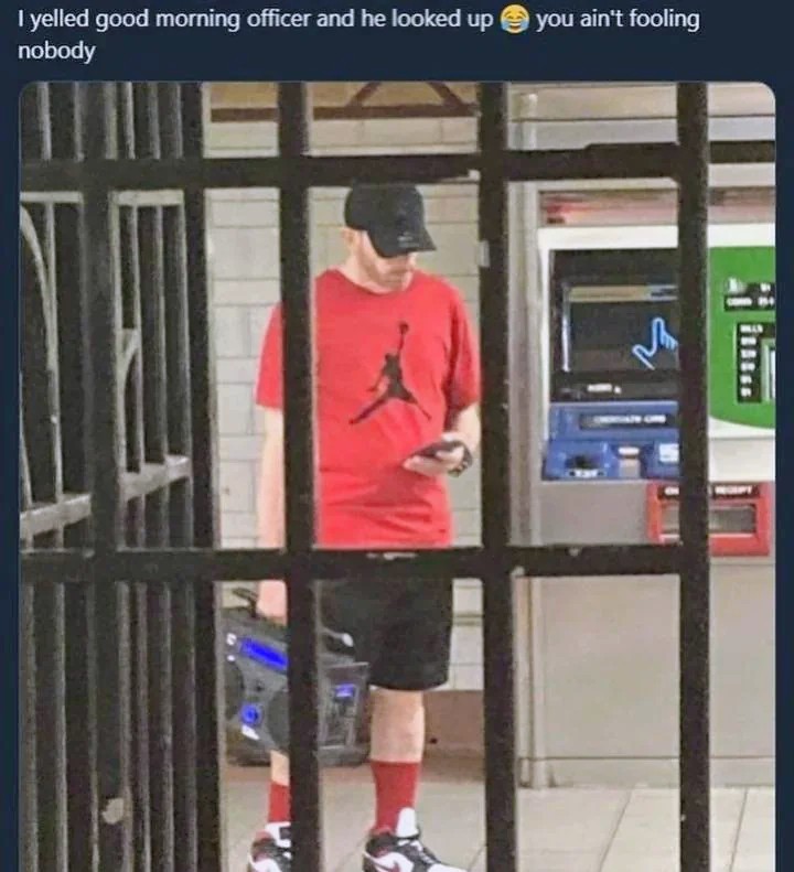 LPwDx3YoI2JfcILY.jpg