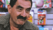 XdxZWEOvpanV8Jv1.gif
