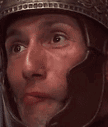NVDrHlaFeR2NnYhG.gif