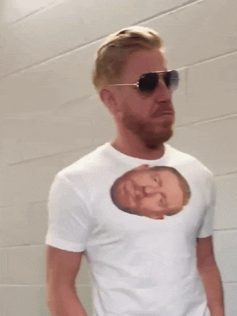 OR6tHsnnDQl3Gd5T.gif