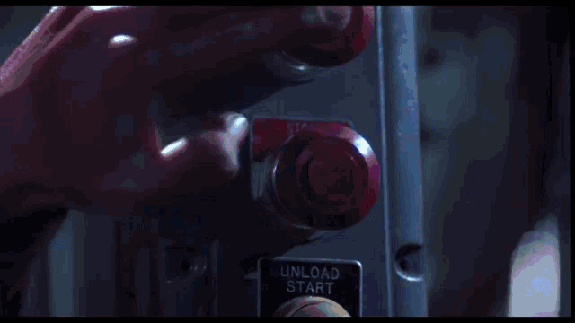 MtxWZFcubKuN3mOn.gif