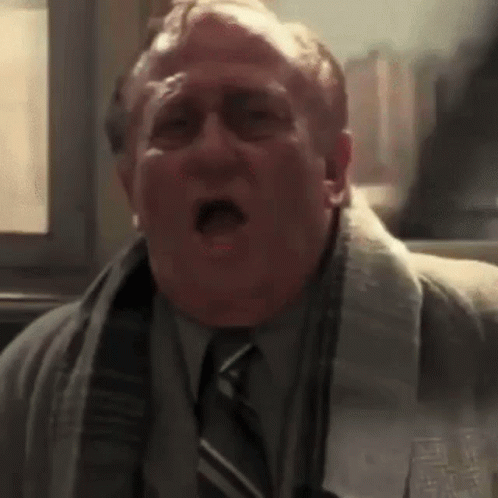 YGheGchIPv7gHU5K.gif