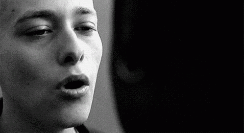 eV1Z6zvFfPGLXsGU.gif
