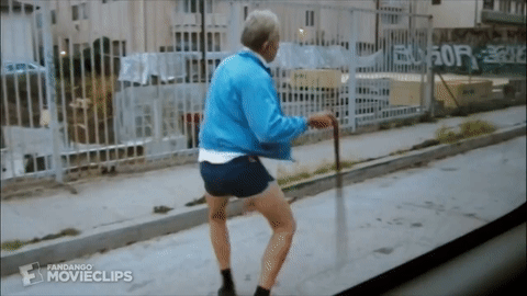 qv1uolJLs1dtFd3T.gif