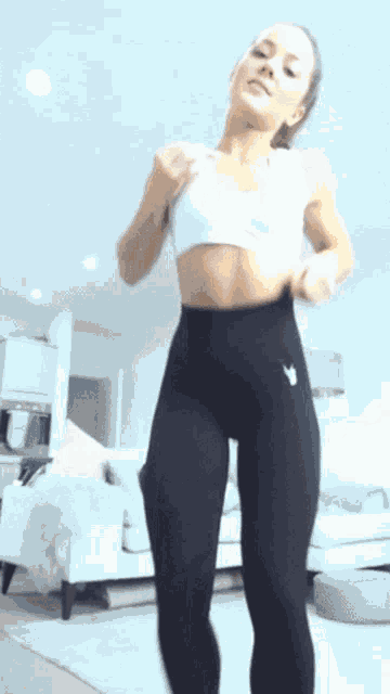 Mgo97vkcJa34oIeS.gif