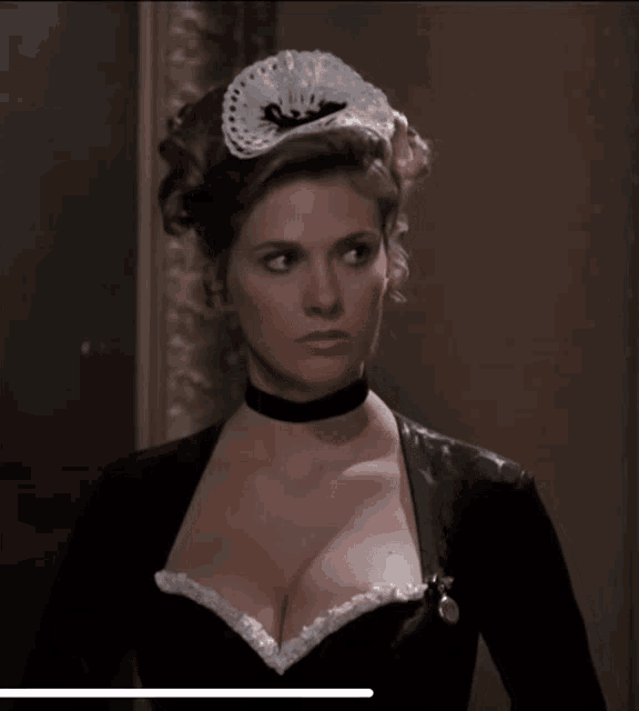 Wc9E9uEGSqDFZ36n.gif