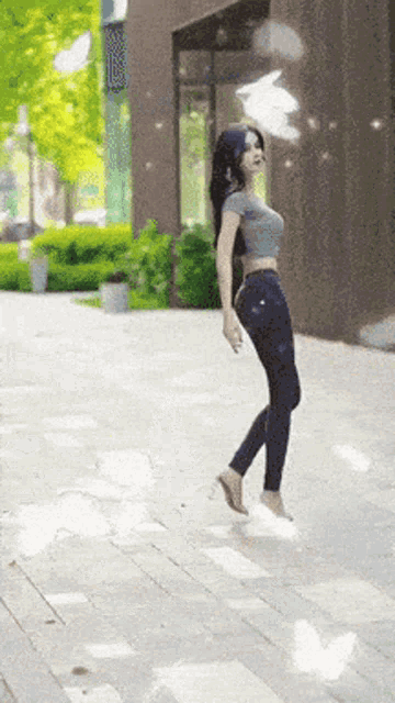 WnBZJuhr8auASgRy.gif