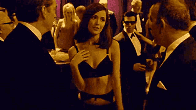 fmwt14ciVetBqpvj.gif