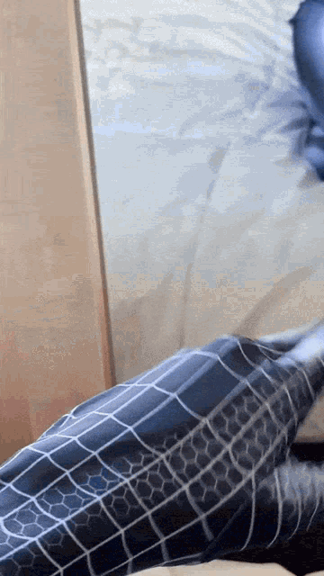 ptH8eBdEwfarRZmB.gif