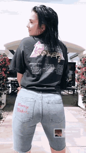vr5EbZBBIaj26bkP.gif