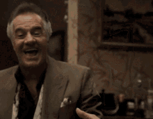 GfbP8vsWNNfJbRTB.gif
