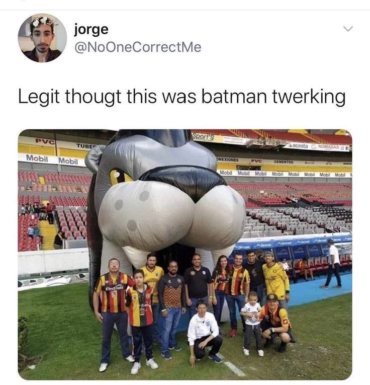 DzXcPjqEQYlIXNro.jpg